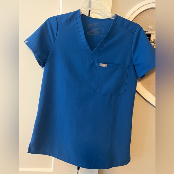 XXS Petite Figs Set Royal Blue, practically new! Only worn a handful of times - Picture 8 of 10